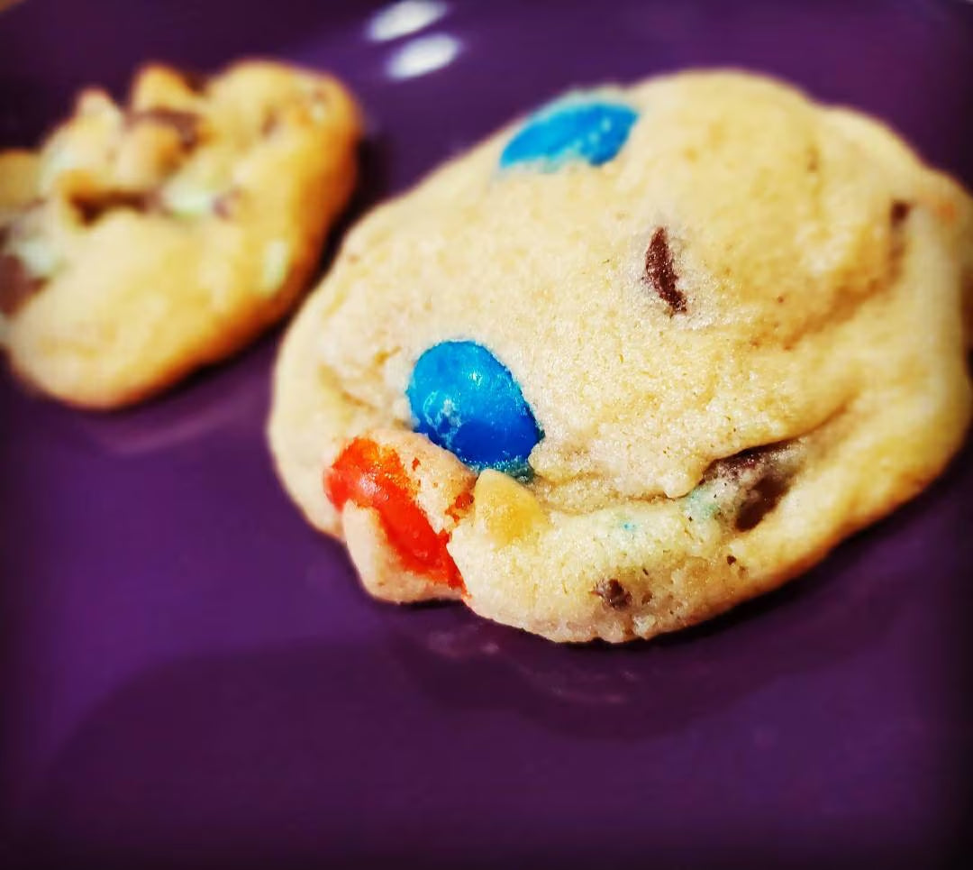 BEST COOKIES - Baked FRESH - Cookie Me Please