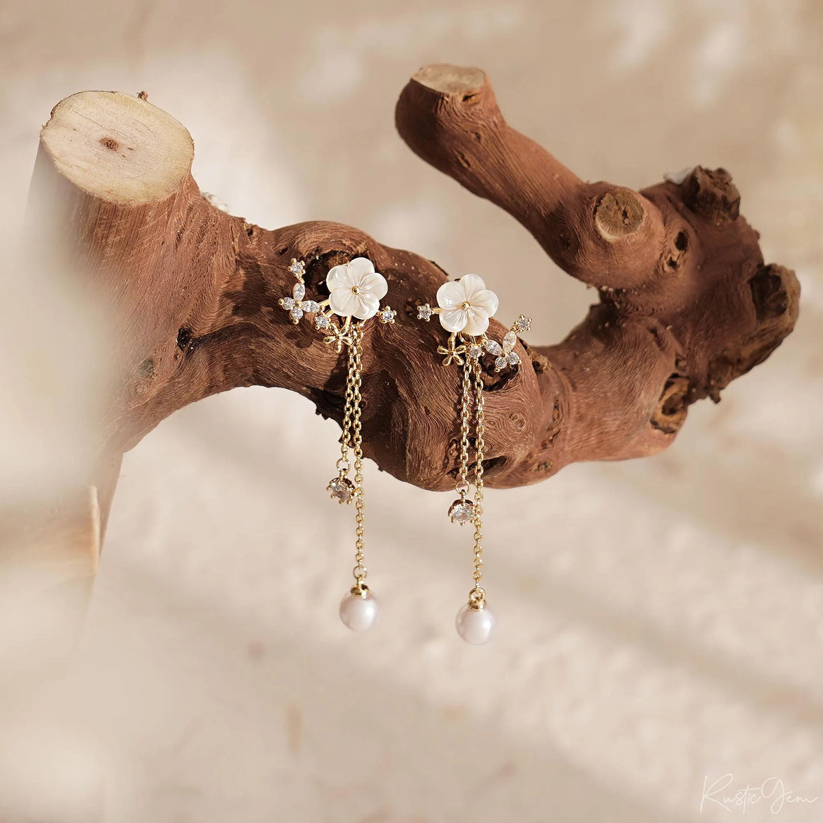 Natural Pearl Flower Dangle Earrings, Dainty Pearl Earrings, Drop Pearl Earrings, Wedding Earrings, Bridesmaid Gift, Bridesmaid Gift for Her