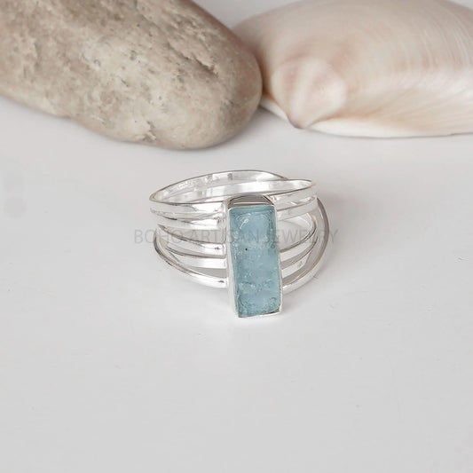 Raw Aquamarine Spiral Ring, Natural Bar Ring, Sterling Silver Jewelry, Aquamarine Ring, March Birthstone, Crystal Ring, Gift for Women