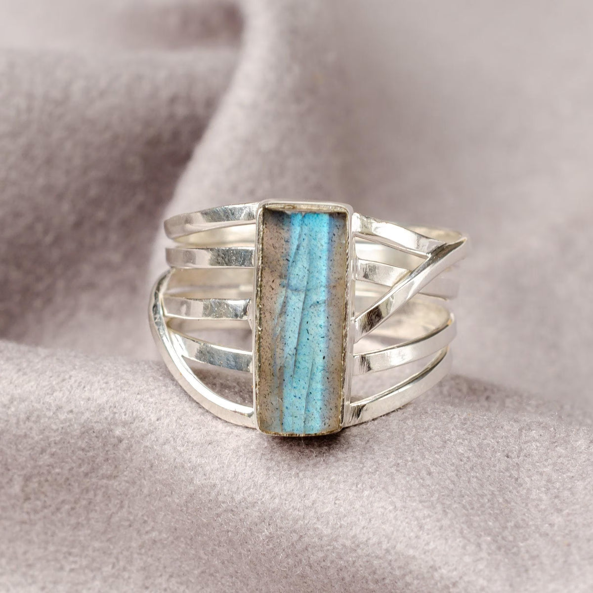 Raw Aquamarine Spiral Ring, Natural Bar Ring, Sterling Silver Jewelry, Aquamarine Ring, March Birthstone, Crystal Ring, Gift for Women