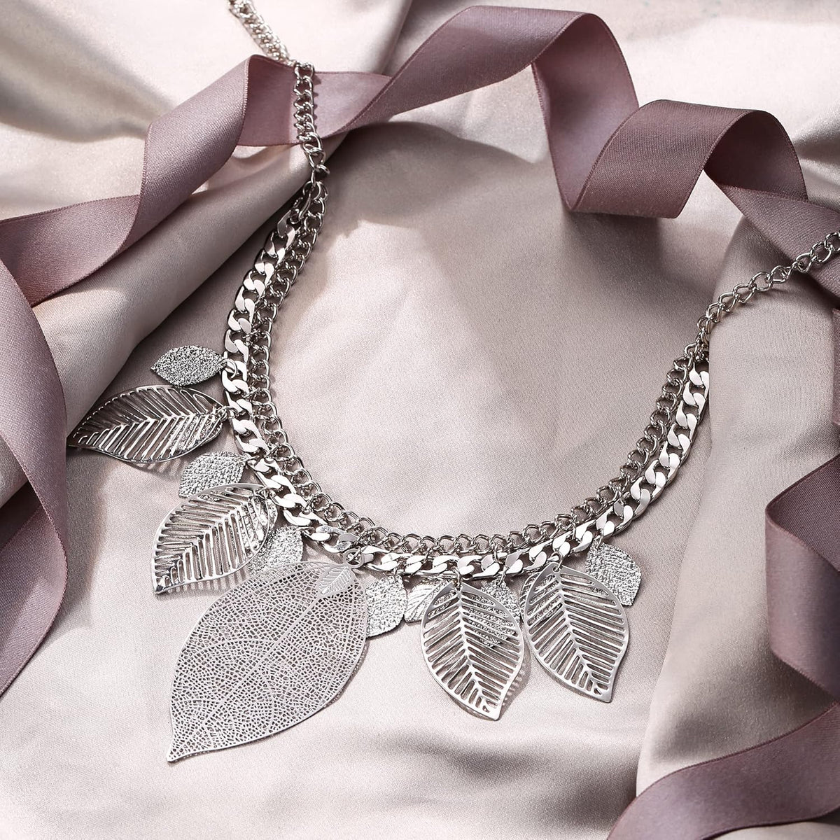 Bridal Statement Necklaces for Women, Choker Collar Chunky Leaf Boho Bib Costume Necklace Jewelry