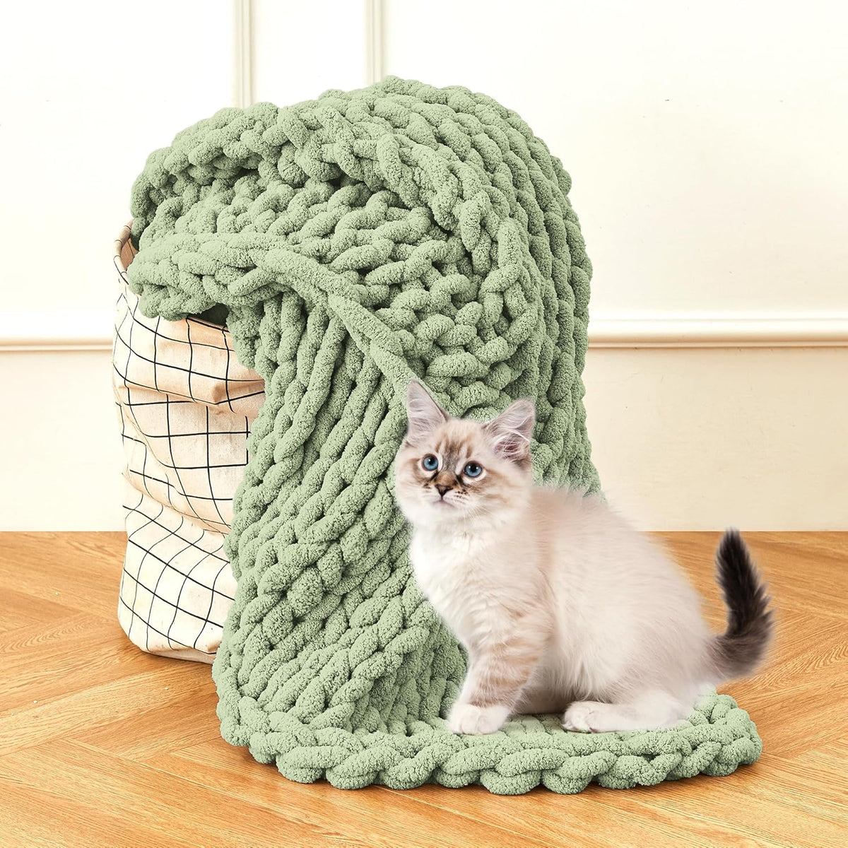 Chunky Knit Blanket Throw, 100% Hand Knit Chenille Throw Blanket for Sofa & Home Decor, Soft and Cozy Knitted Throw Blankets (Sage Green，51"X63")