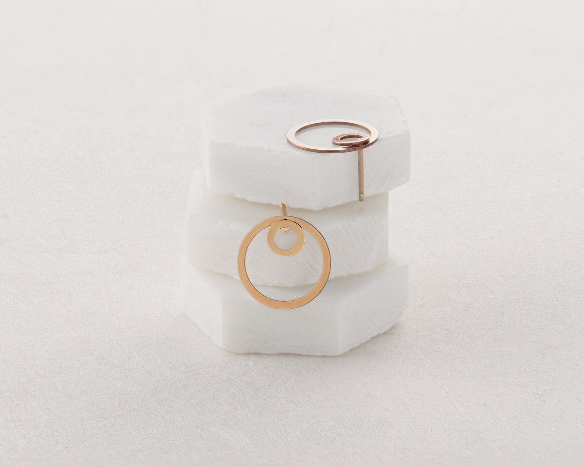 Circle Jacket Earrings Gold Circle Earring Bridesmaid Gift Circle Charm Gold Stud Earrings Jewelry Lover Gift for Her Gold Earrings